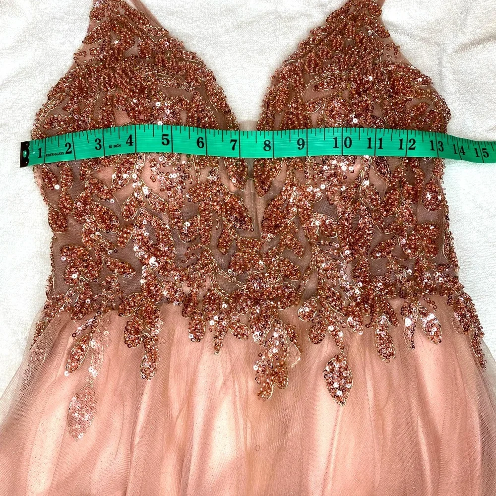 Prom dress worn once in good condition - Picture 2 of 5